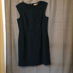Sleeveless dress
